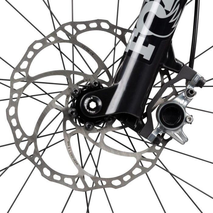2023_JEALOUS_9-0_detail02-scaled-1.jpg
