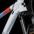 Aim-SLX-white-n-blue-n-red-601510-5.jpg