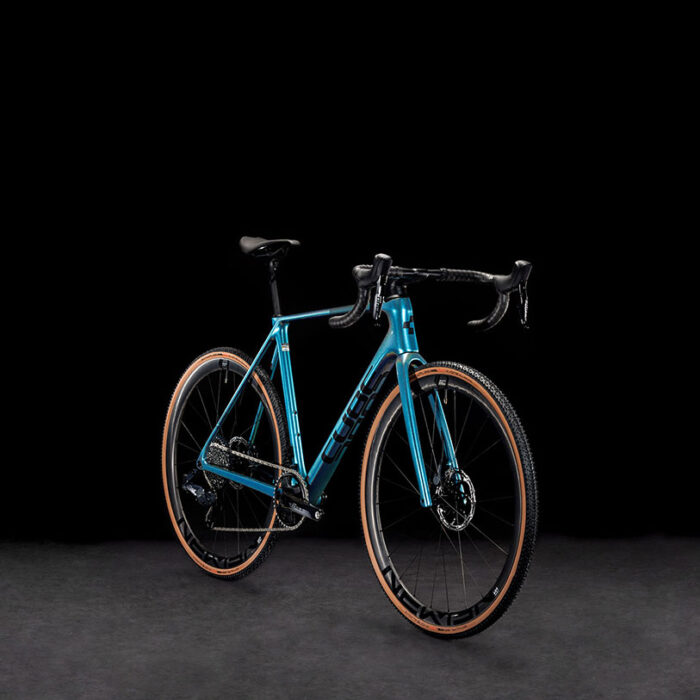 CUBE-Cross-Race-C68X-SLT-prizmblue-n-carbon-788600-2.jpg