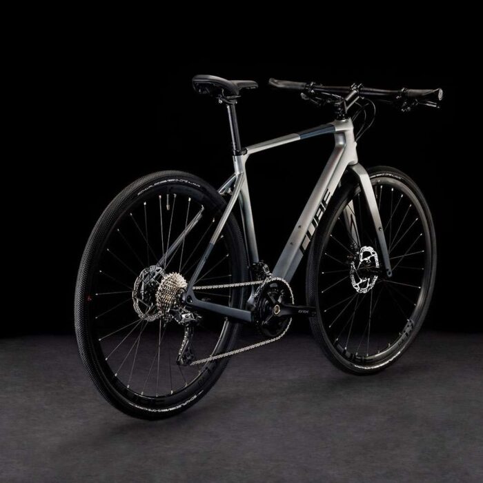 CUBE-Nulane-C62-SLT-prizmsilver-n-black-651500-2_800x800@2x.jpg