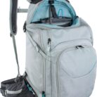 EVOC-Explorer-Pro-30-100210129-4_800x800-3-1.jpg