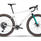 GRAVEL-BIKE-BMC-URS-01-TWO-SRAM-FORCE-ETAP-AXS-12V-700-MM-WEISS-2023.jpg