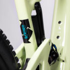 MY22_Heckler9_details_0100H62GEZ5PEXFK.jpg