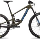 Santa-Cruz-Bronson-C-R.jpg
