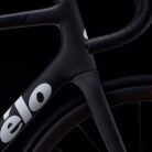 cervelo_R5_RedAXS_FiveBlack_DETAIL1_800x800.jpg